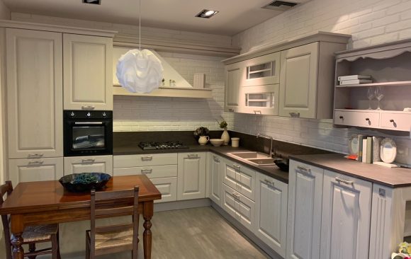 Cucina Laura Lube  € 6.700,00 + IVA